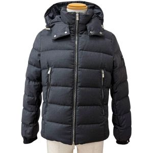 Mint condition □ TATRAS MTAT21A4289- D DOMIZIANO Wool Silk R-Line Down Jacket, Gray, Size 01, Made in Poland, Authentic, Men's, Garment Hanger Included