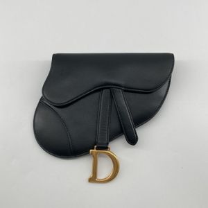[สินค้ามือสอง] Christian Dior Saddle Smooth Calfskin กระเป๋าใส่ศพและกระเป๋าคาดเอว สีดำ