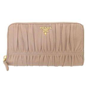 미사용급 Prada 1M0506 개더 레더 그레이지 라운드 지퍼 장지갑 0943【중고】PRADA