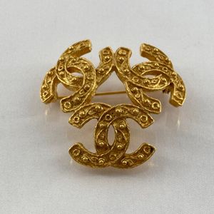 CHANEL Vintage Triple Coco Mark Brooch, 94-A, Gold