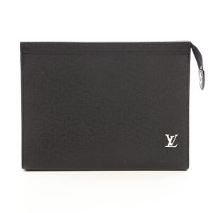 [Used] Louis Vuitton LOUIS VUITTON Second Bag Clutch Bag Pochette Voyage Taiga Noir M30450 Noir Leather Pochette Voyage