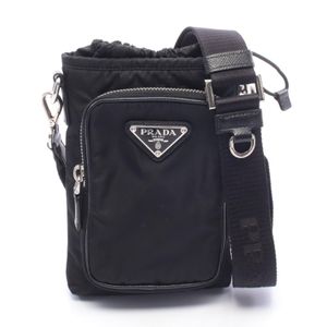 【二手】Prada 单肩包/斜挎包 Re-Nylon 智能手机包 黑色 尼龙 皮革 三角徽标 单肩包/斜挎包 中性款 Used A