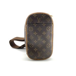 【中古】 LOUIS VUITTON（ルイ・ヴィトン） モノグラム ポシェットガンジュ ストラップ 最短38cm～最長112cm 高さ 最短15cm～最長55cm コーティングキャンバス  / レザー M51870 ポシェット ブラウン