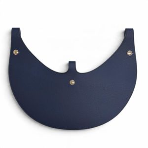 【가격 인하】미품 HERMES 에르메스 쁘띠 아쉬 가죽 실버 하드웨어 세리에 버튼 리버시블 가죽 선바이저 네이비 블루 프랑스제 여성용 보관 파우치 포함